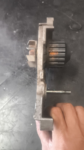 Bomba De Água Usado Renault Sandero 2015 1.6 Código 21010098 - Imagem 4