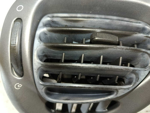 Difusor Ar Lado Esquerdo Citroen Xsara Picasso 2005 - Imagem 4