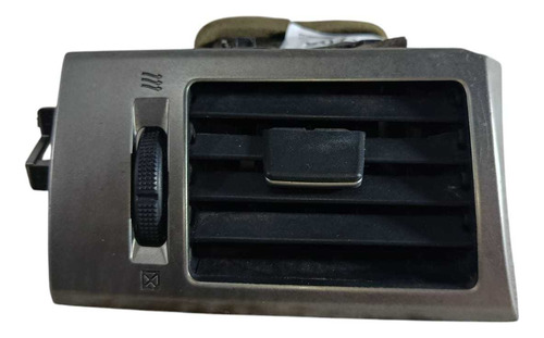 Difusor Ar Esquerdo Nissan Tiida 2007 2008 E67851620100