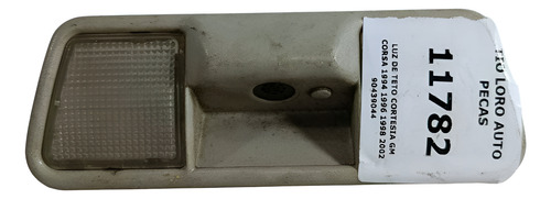 Luz De Teto Cortesia Gm Corsa 1994 1996 1998 2002 90439044