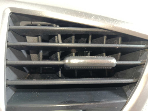 Difusor Ar Esquerdo Hyundai Veloster 2011 974802v000 - Imagem 7