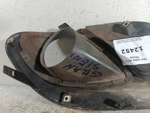 Moldura Farol Milha L.d Fiat Grande Siena 2014 100197807 Preto Direito - Imagem 5