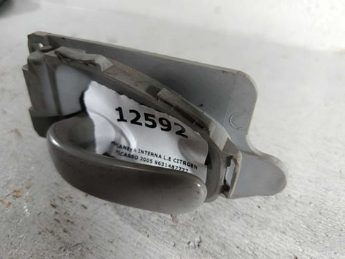Maçaneta Interna L.e Citroen Picasso 2005 9631487777 Preto Dianteira/traseira - Imagem 4