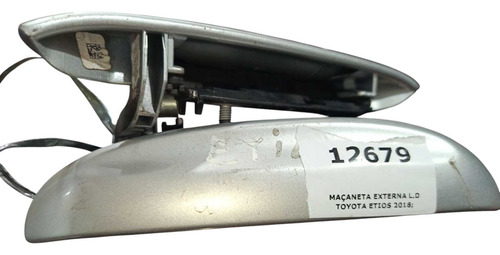 Maçaneta Externa L.d Toyota Etios 2018 P/pintar Prata Dianteira/traseira - Imagem 2