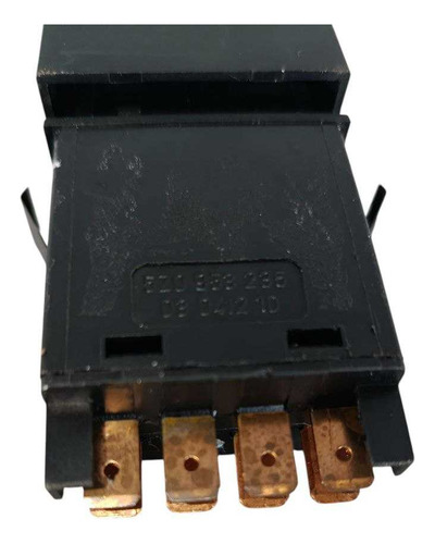 Botão Pisca Alerta Vw Spacefox 06/10 5z0953235 Preto - Imagem 3