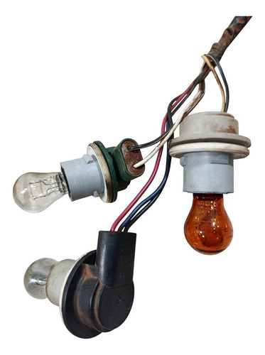 Chicote Lanterna Direita Gm Captiva 2009 2010 - Imagem 3