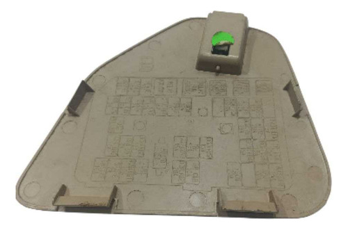 Tampa Caixa Fusivel Interna Captiva 2010 - Imagem 3