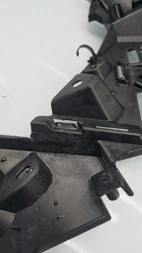 Suporte  De Farol Esquerdo Drl Led Peugeot 2008 2025 2026 - Imagem 5