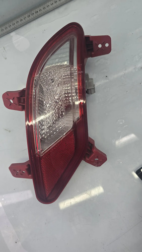 Refletor Olho De Gato Do Para-choque Creta 22/25 Detalhe - Imagem 1