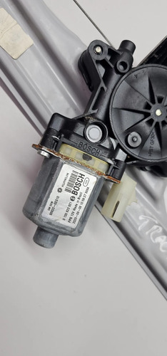 Máquina Vidro Dianteira Esquerda Gm Tracker 2020-2025 - Imagem 3