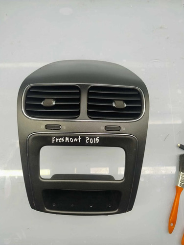 *moldura Central Fiat Freemont 2011 A 2015 - Imagem 9