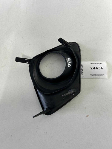 Moldura Farol Milha Esquerdo Toyota Corolla 2013  Preto Esquerdo - Imagem 3