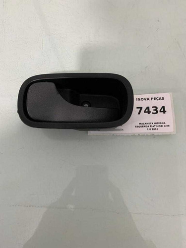 Maçaneta Interna Esquerda Fiat Mobi Like 1.0 2016 Preto Dianteira