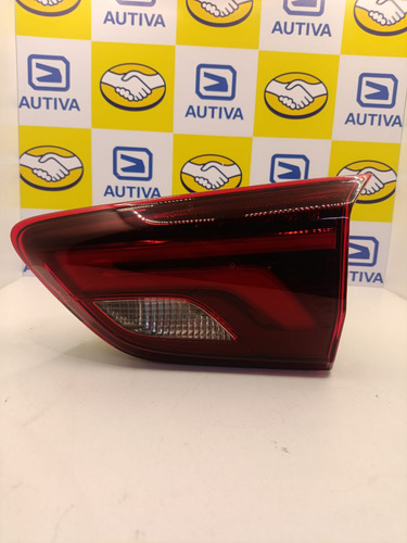 Lanterna Traseira Direita Led Tampa Onix Plus 2020/2024 Direito/passageiro Vermelho