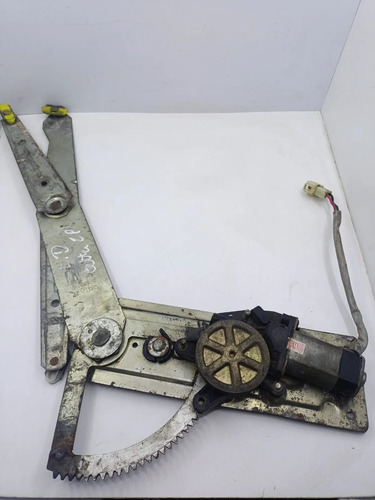 Máquina Vidro Celta 2p L.direito C/ Motor Bosch R3325d - Imagem 1