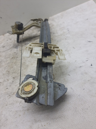 Maquina De Vidro Manual Peugeot 206 2001 Traseira Direita  - Imagem 4