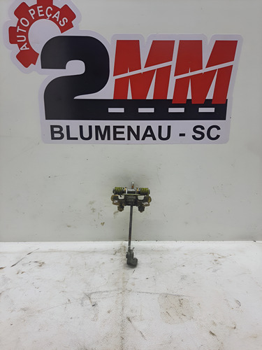 Limitador De Porta Traseira Esquerda Renault Scenic 2004 Traseira Esquerdo Dourado