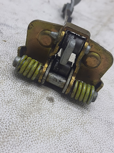 Limitador De Porta Traseira Direita Renault Scenic 2004 Cx31 Dianteira Direito Dourado - Imagem 7