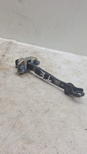 Limitador Porta Nissan March 2013 Traseiro Esq Cx31 Traseira Esquerdo Cinza - Imagem 6