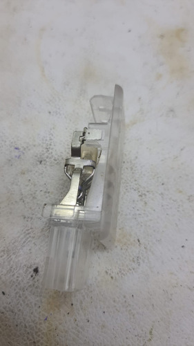 Luz Cortesia Porta Mala Chevrolet Gm Prisma 13503059 - Imagem 4