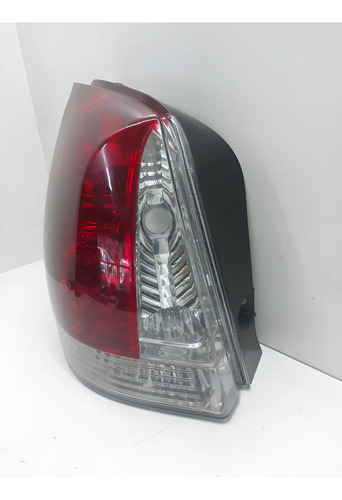 Lanterna Traseira Esquerda Palio 2004 A 2016 Paralela Esquerdo/motorista Vermelho