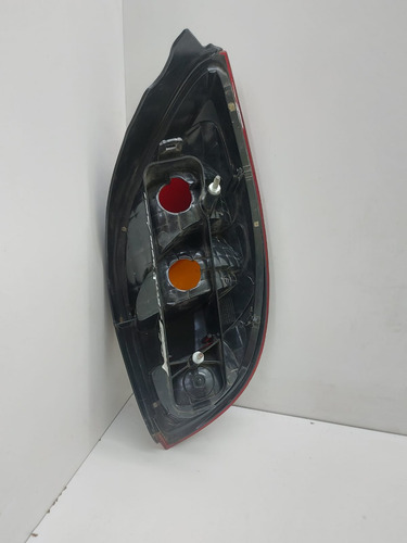 Lanterna Traseira Esquerda Celta 2000 A 2006 Original Gm Esquerdo/motorista Vermelho - Imagem 7