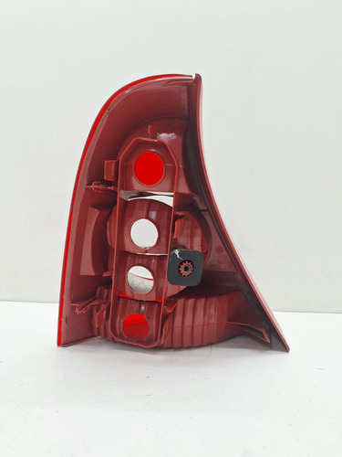 Lanterna Traseira Dir Clio 2004 A 2012 C/detalhe Direito/passageiro Vermelho - Imagem 6