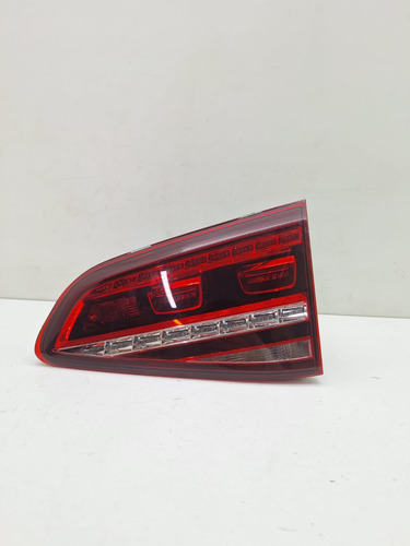 Lanterna Tampa Traseira Direita Led Golf 2014 A 2017 Direito/passageiro Vermelho
