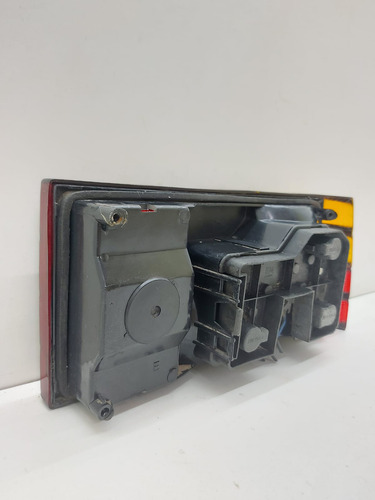 Lente Traseira Esquerda  Monza 1982 A 1990 Vermelho - Imagem 5