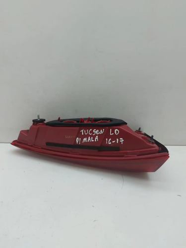 Lente Tampa Traseira Direita Tucson 2015 A 2022 Detalhe Vermelho - Imagem 7