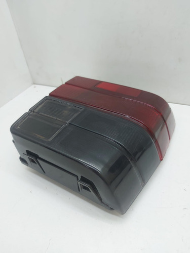 Lanterna Traseira Esquerda Uno 1984 A 2002 Fumê Esquerdo/motorista Vermelho - Imagem 5