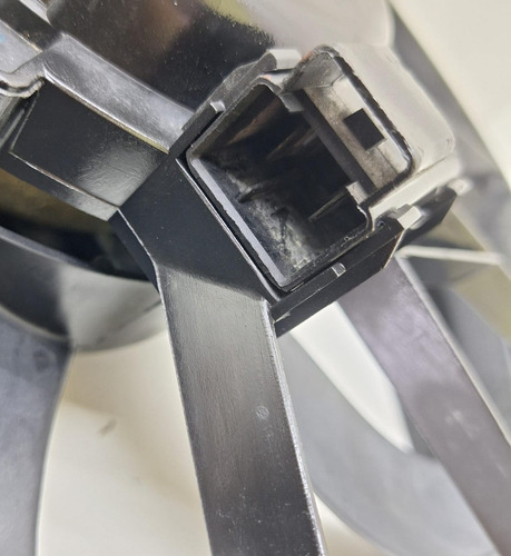 Defletor Com Ventoinha Fiat Marea  1999 A 2003 1.8 - Imagem 8