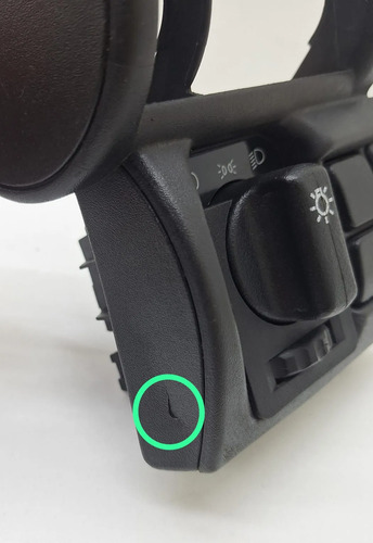 Moldura Botao Comando Farol Gm Classic 1994 A 2012 - Imagem 4