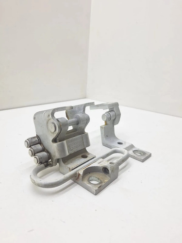 Dobradiça Porta Dianteira Direita Chery Tiggo 3x 2021 A 2024