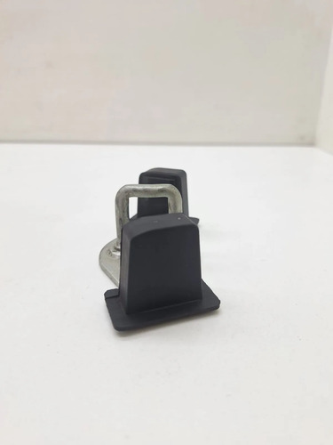 Batente Tampa Traseira Chery Tiggo 3x 2021 A 2024 - Imagem 2