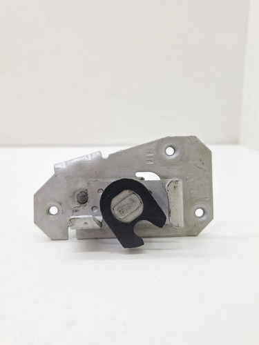 Fechadura Tampa Traseira Lado Esquerdo Saveiro 2012 A 2023 - Imagem 7