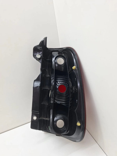 Lanterna Traseira Direita Fiat  Uno Vivace 2011 A 2018 Direito/passageiro Vermelho - Imagem 8