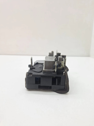 Fechadura Porta Dianteira Direita  Peugeot 207 1999 A 2012