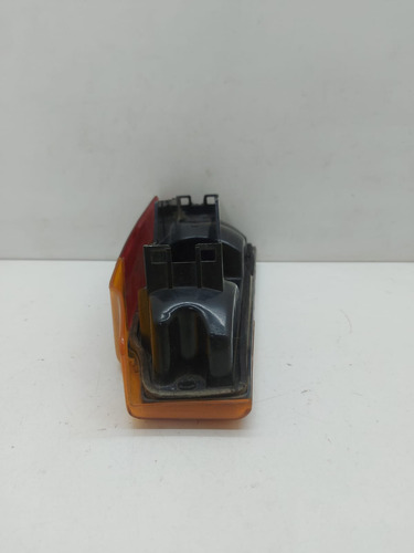 Par Lanterna Traseira + Soquetes Parati Saveiro 1983 A 1997 Tricolor - Imagem 7