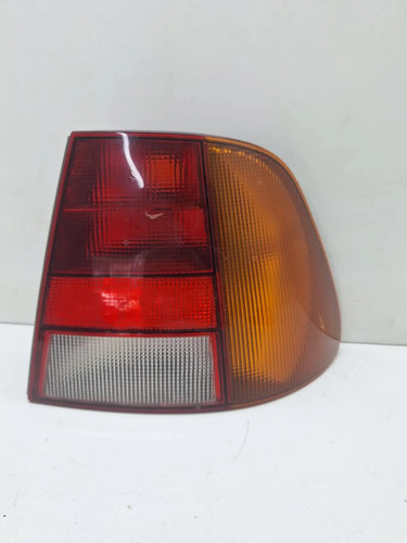 Lente Traseira Vw Polo Classic 1996 A 2000 Vermelho