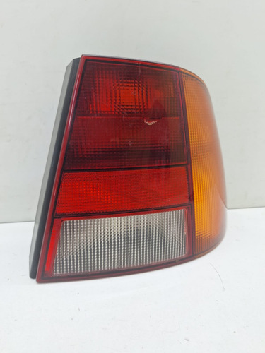 Lente Traseira Vw Polo Classic 1996 A 2000 Vermelho - Imagem 2