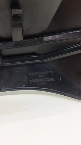 Grade Moldura Parachoque Diant Hrv 2015 2018 C/detalhe 2271 Preto Prateado - Imagem 4