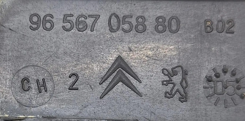 Caixa Suporte Bateria Citroen C3 2003 A 2012 1.4 2143cx42 Preto - Imagem 4