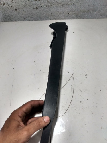 Acabamento Trilho Banco Dianteiro Esquerdo Nissan Kicks2017 - Imagem 4