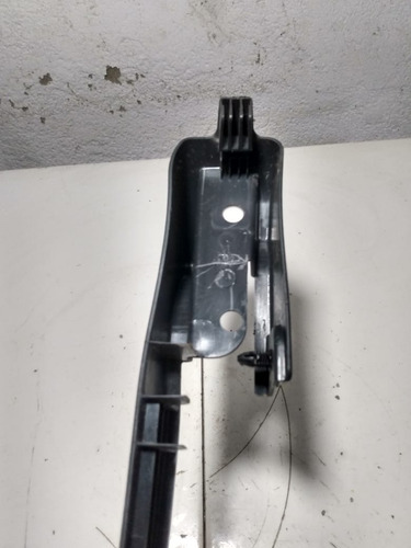 Acabamento Trilho Banco Dianteiro Esquerdo Nissan Kicks2017 - Imagem 5