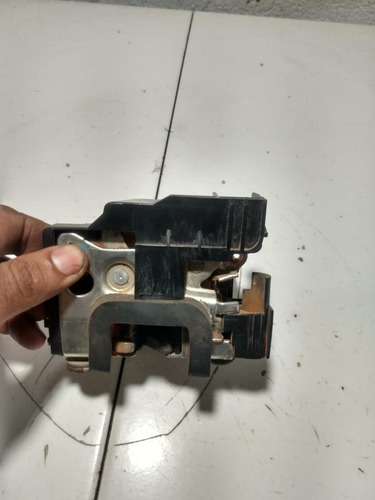 Fechadura Dianteira Esquerda Ford Ecosport Fiesta 2003/2012 - Imagem 4