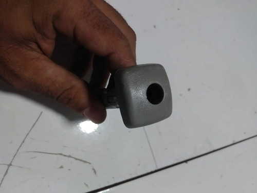 Guia Encosto Cabeça Dianteiro Chery Qq 2012 Normal Sem Trava Bege