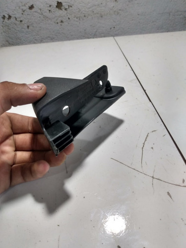 Acabamento Trilho Banco Motorista Dianteiro Nissan Kicks2017 - Imagem 4