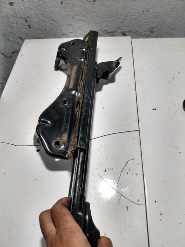 Trilho Esquerdo Do Banco Passageiro Direito Chery Qq 2012 Preto