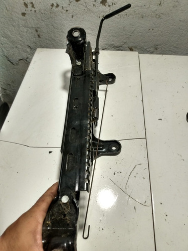 Trilho Esquerdo Do Banco Passageiro Direito Chery Qq 2012 Preto - Imagem 2